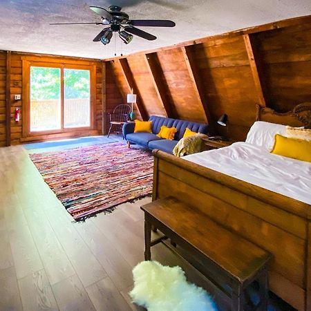 Hikers Haven, A Cozy Cabin Loft Above Bashakill Wildlife Refuge Villa Wurtsboro Exterior foto